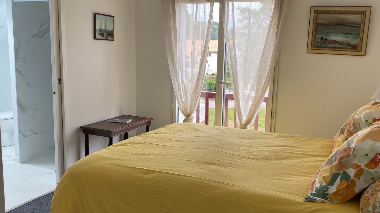 Photo of Bedroom in Saint-Pee-sur-Nivelle