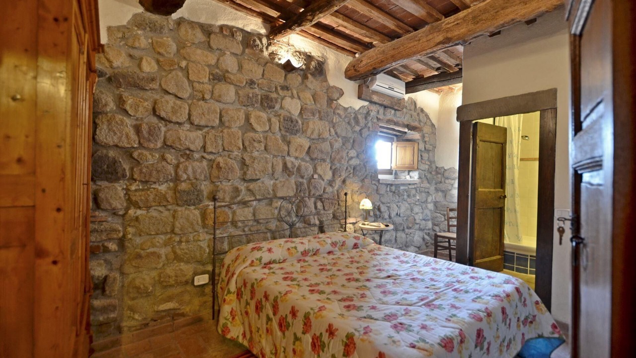 Photo of Bedroom in Torniella