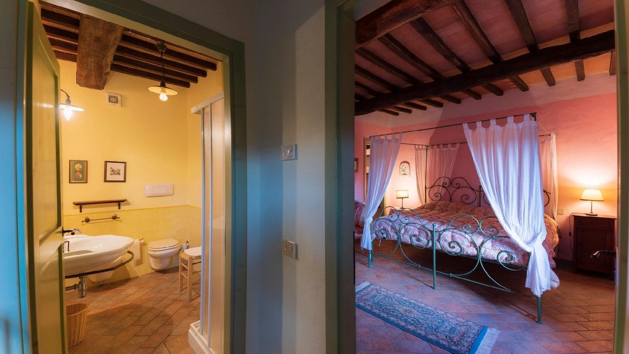 Photo of Bathroom in Simignano