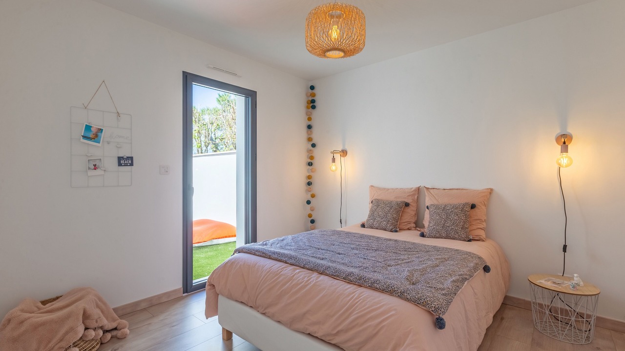 Photo of Bedroom in Saint-Palais-sur-Mer
