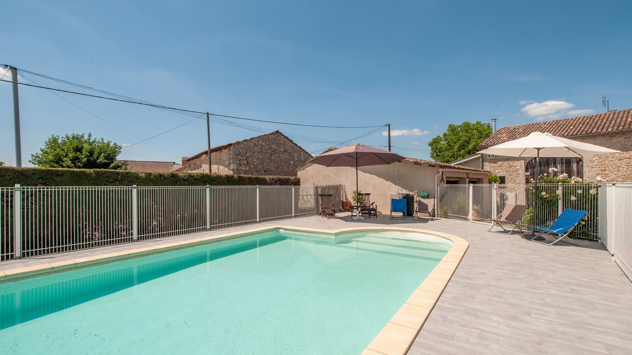 Photo of Outdoor in Saint-Meard-de-Gurcon