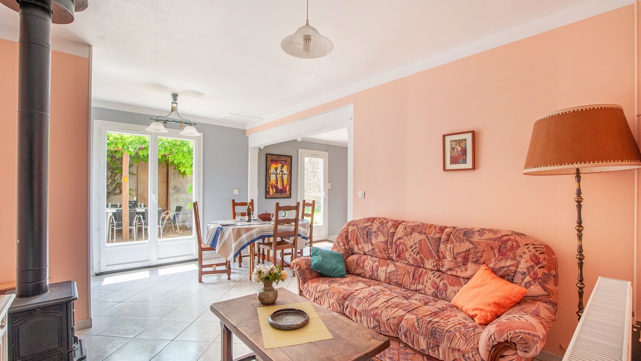 Photo of Livingroom in Saint-Meard-de-Gurcon