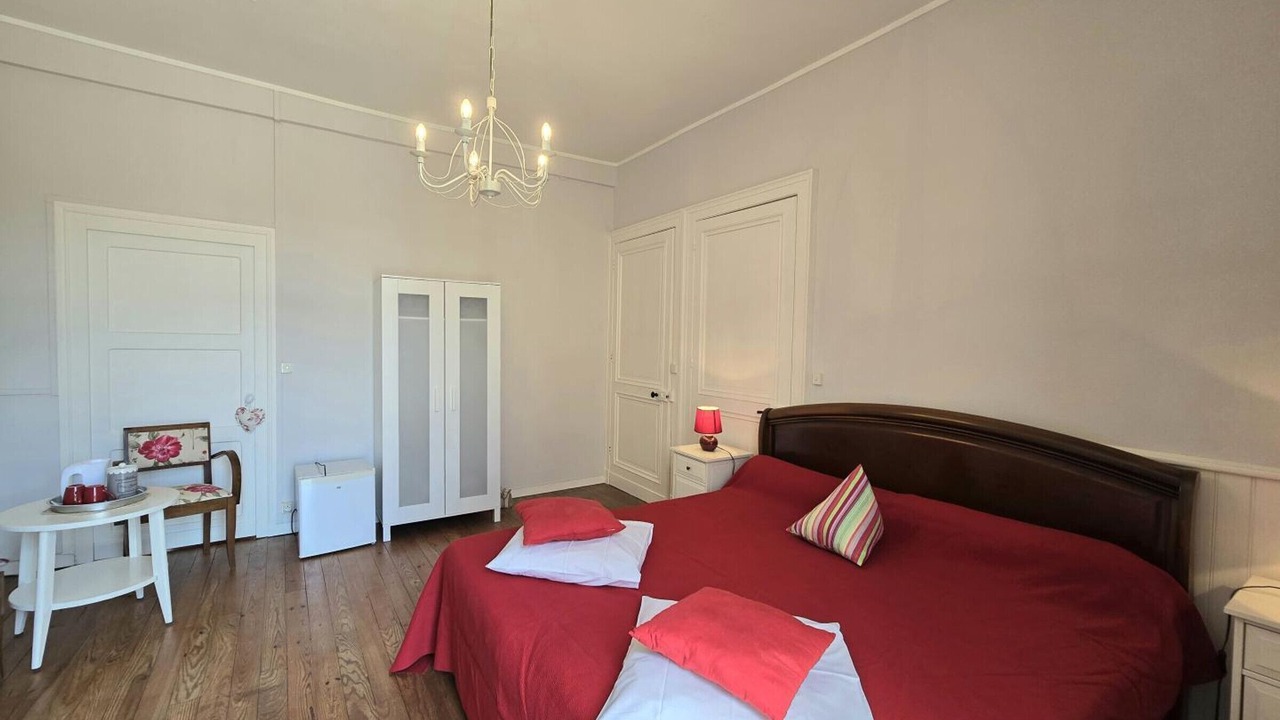 Photo of Bedroom in Villefranche-du-Perigord