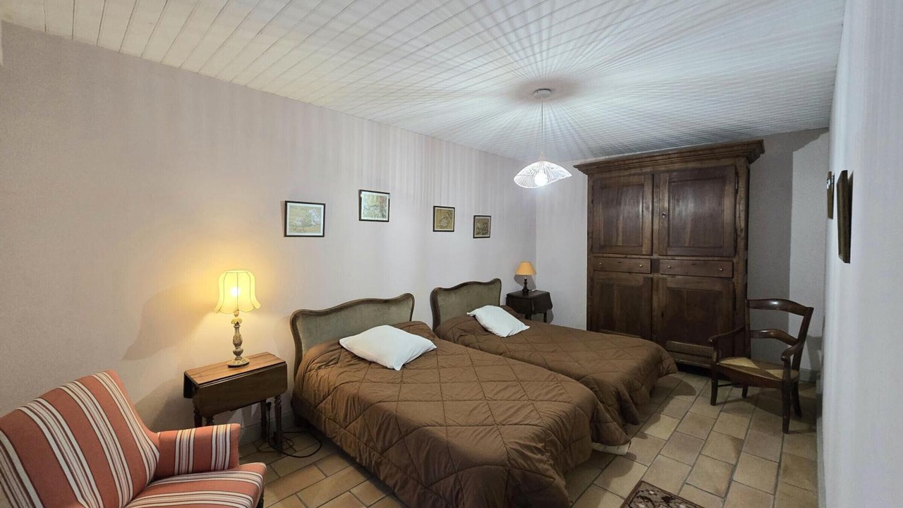 Photo of Bedroom in Mensignac