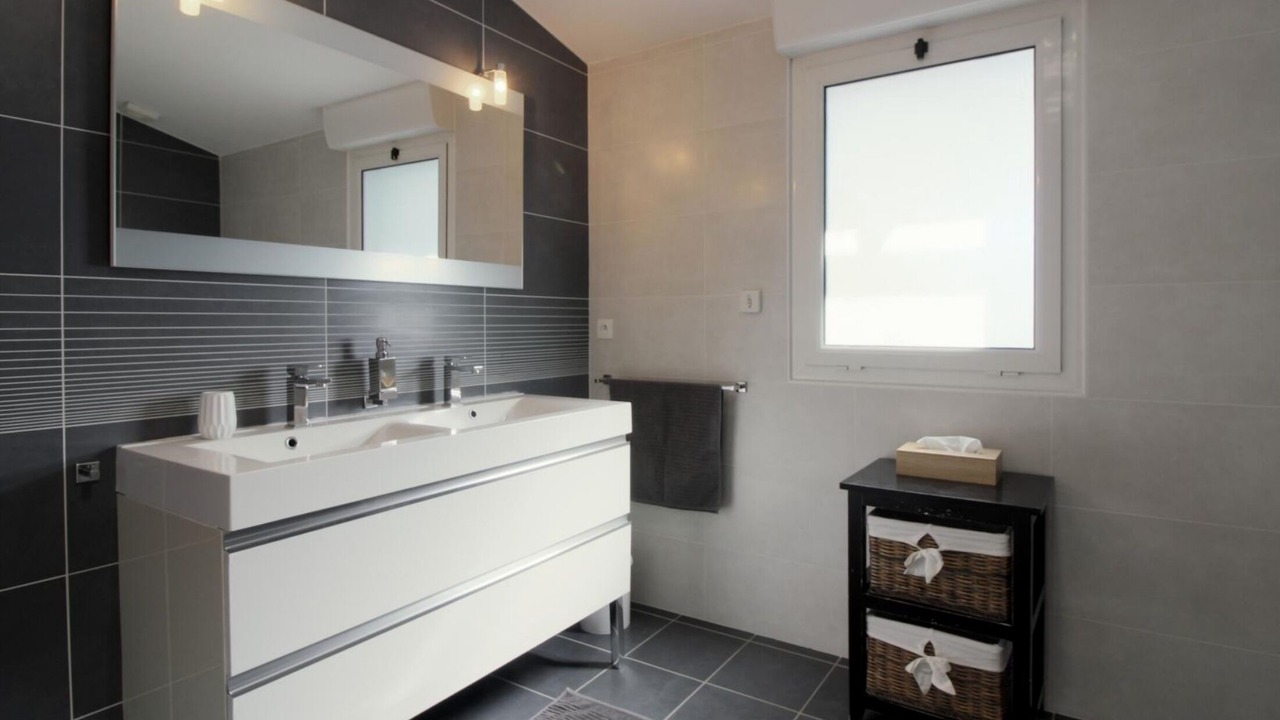 Photo of Bathroom in Cubnezais