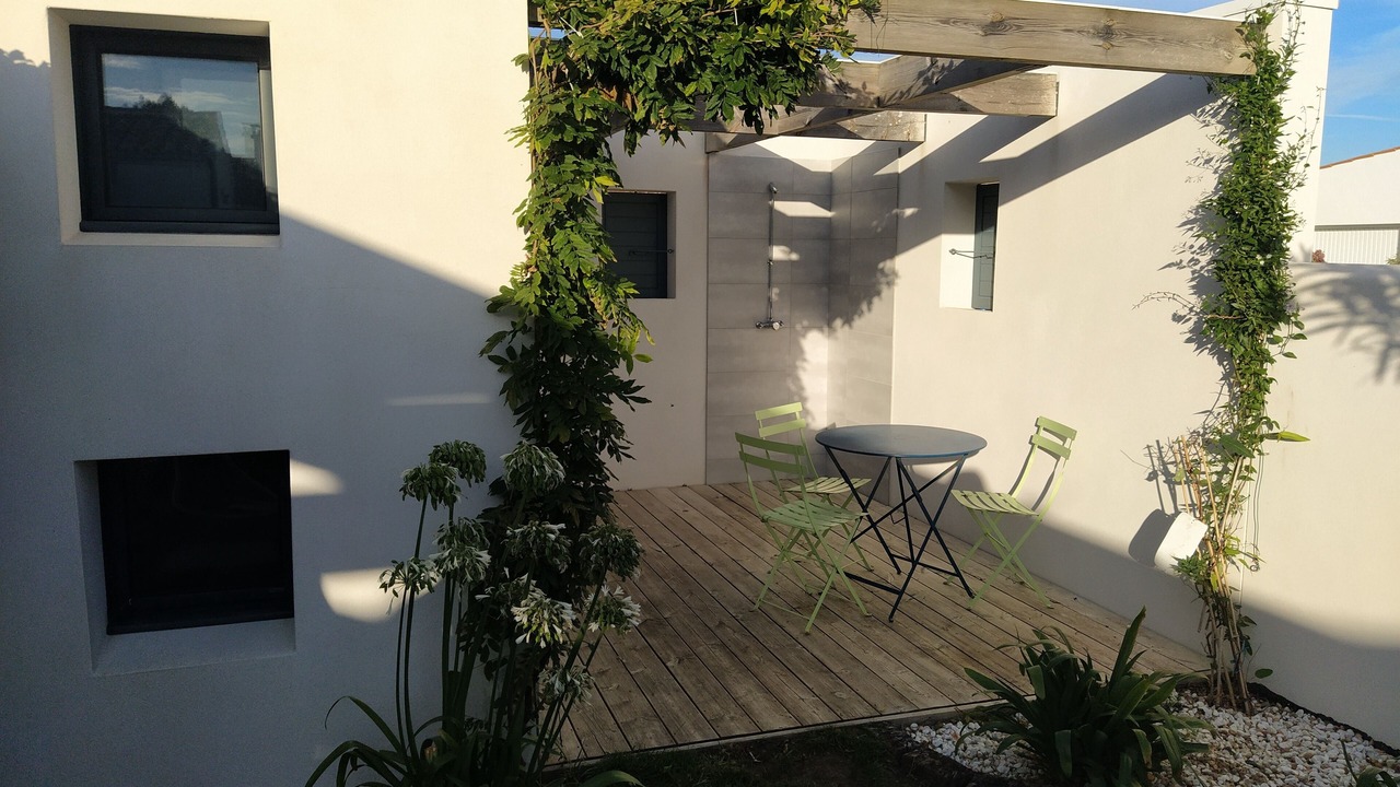 Photo of Outdoor in Cheray