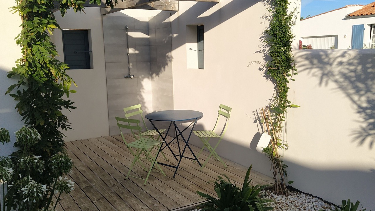 Photo of Outdoor in Cheray