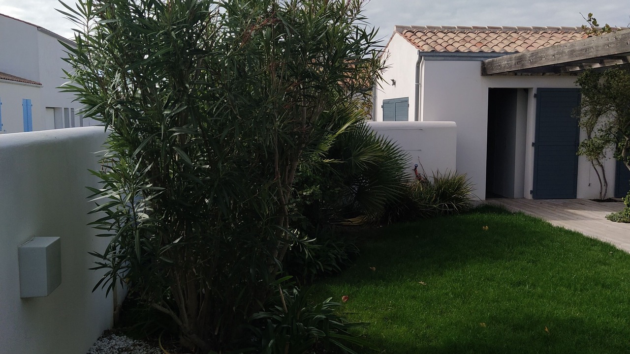 Photo of Outdoor in Cheray