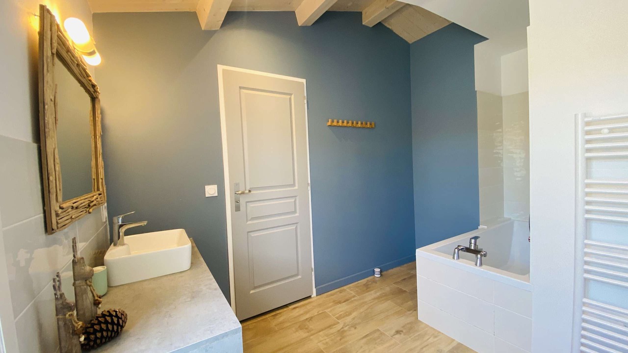 Photo of Bathroom in Le Bois-Plage-en-Re