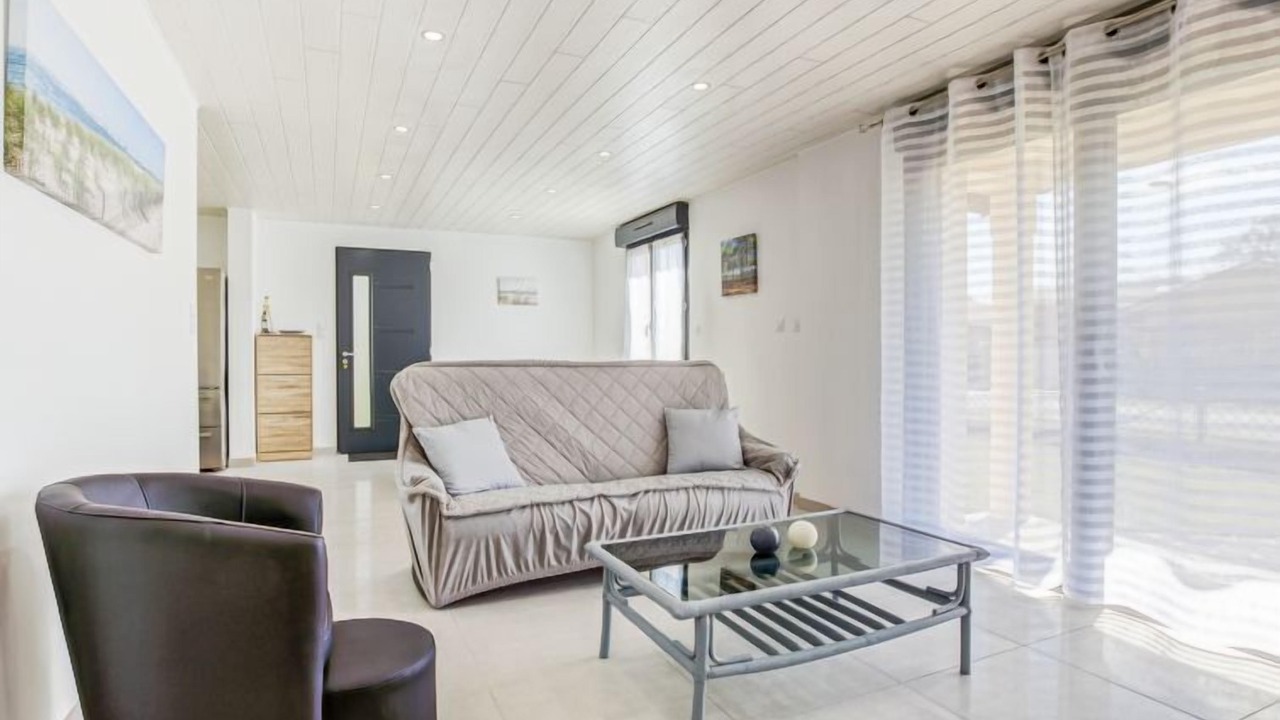 Photo of Livingroom in Aureilhan