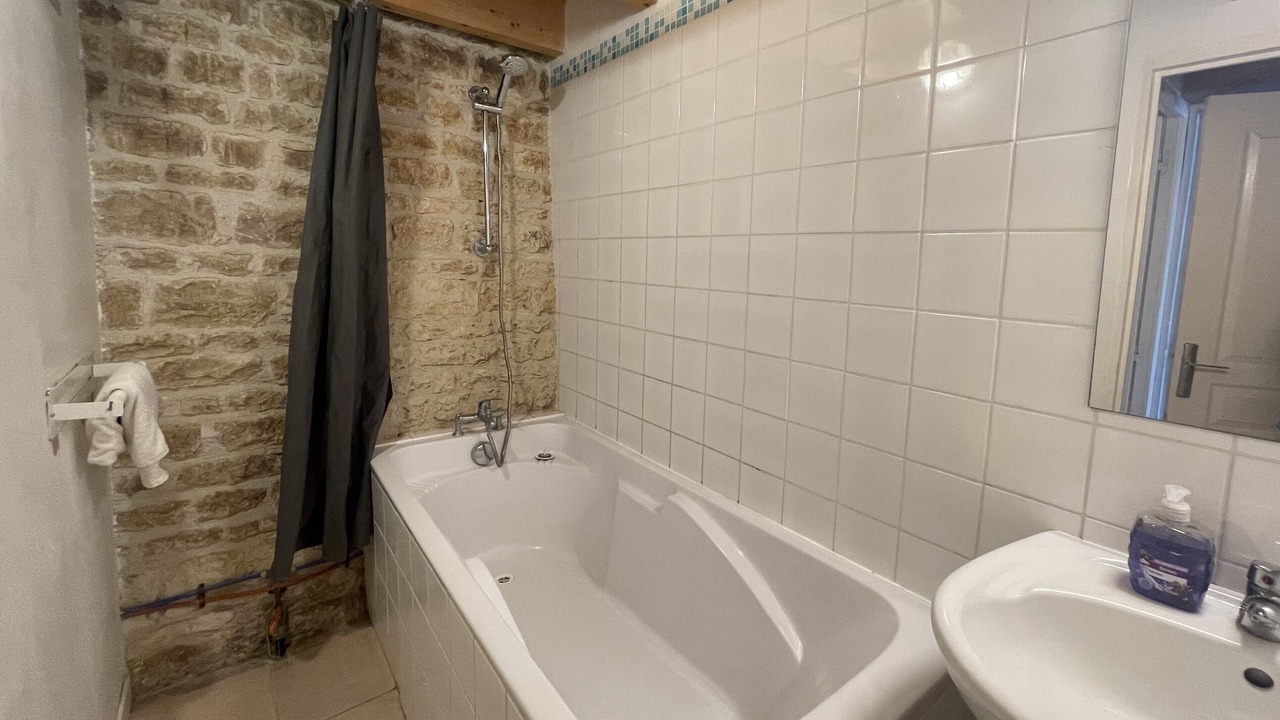 Photo of Bathroom in Migre