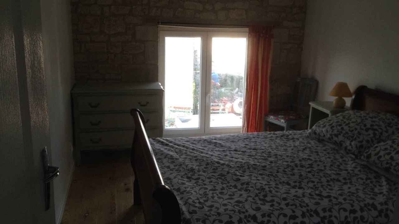 Photo of Bedroom in Duil-sur-le-Mignon