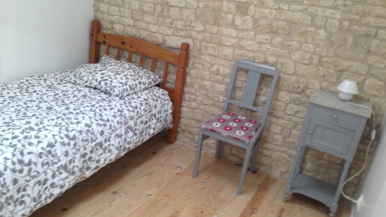 Photo of Bedroom in Duil-sur-le-Mignon