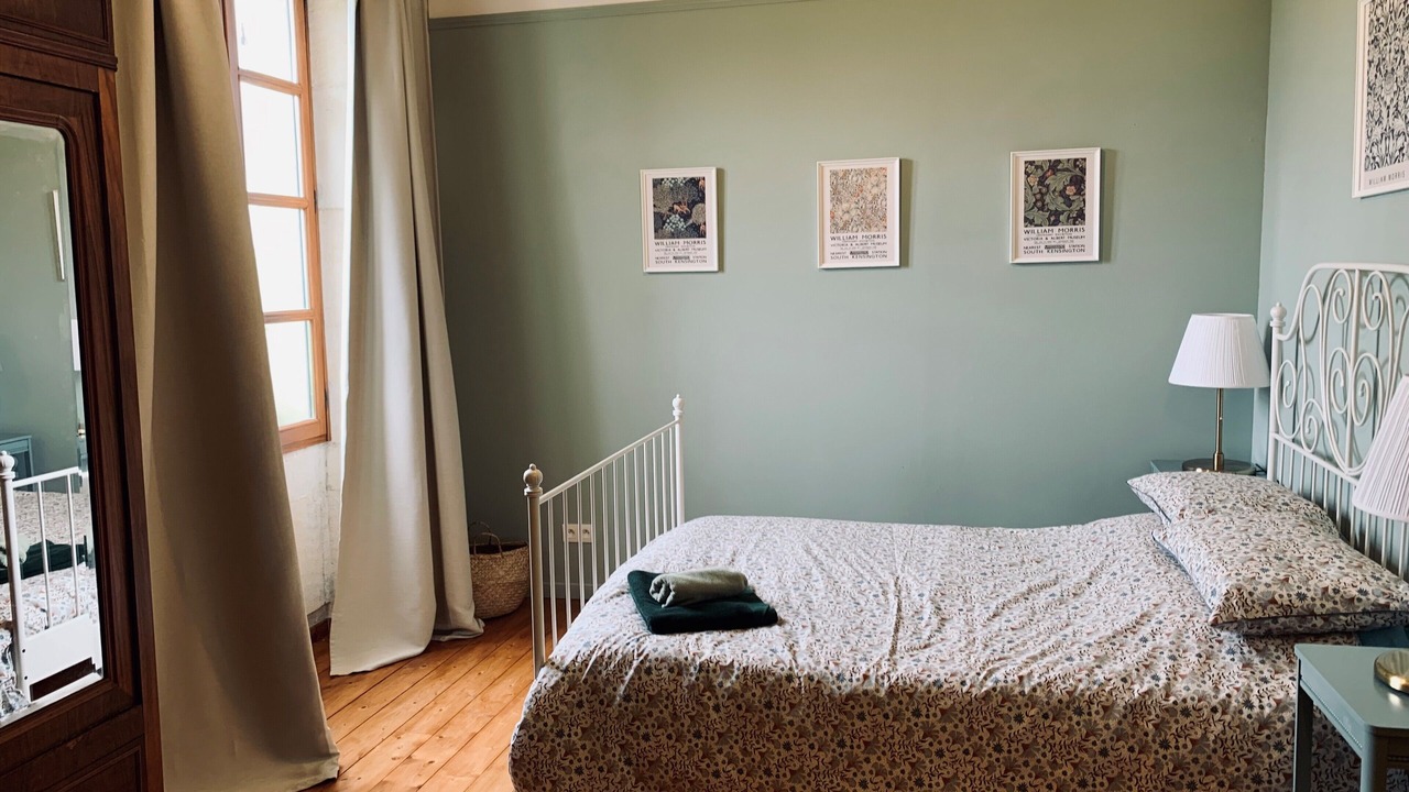 Photo of Bedroom in Cherves-Richemont