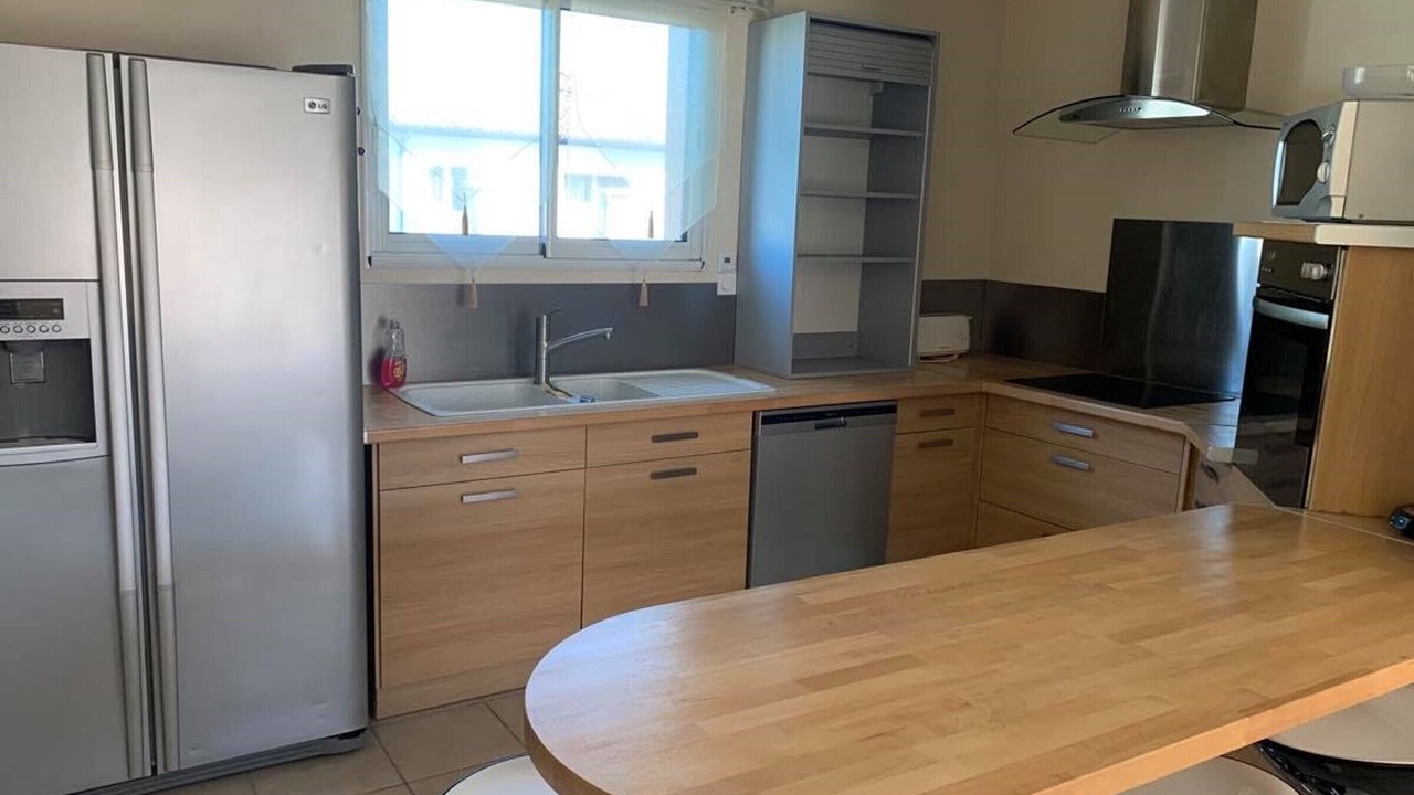 Photo of Kitchen in Parentis-en-Born