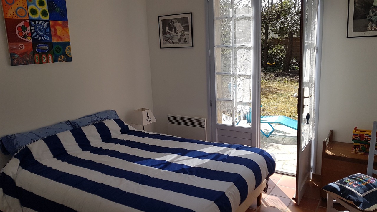 Photo of Bedroom in Domino
