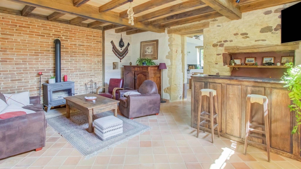 Photo of Livingroom in Mazeyrolles
