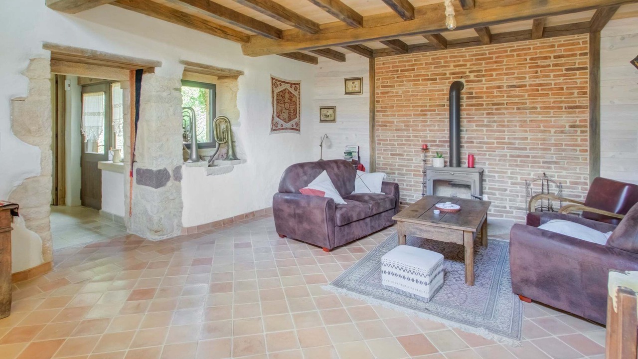 Photo of Livingroom in Mazeyrolles
