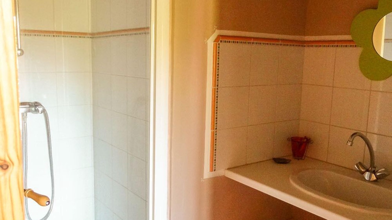 Photo of Bathroom in Bourrou
