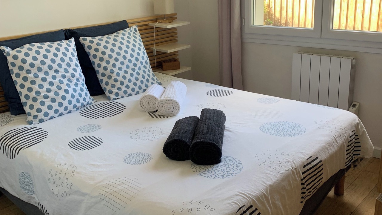 Photo of Bedroom in Andernos-les-Bains