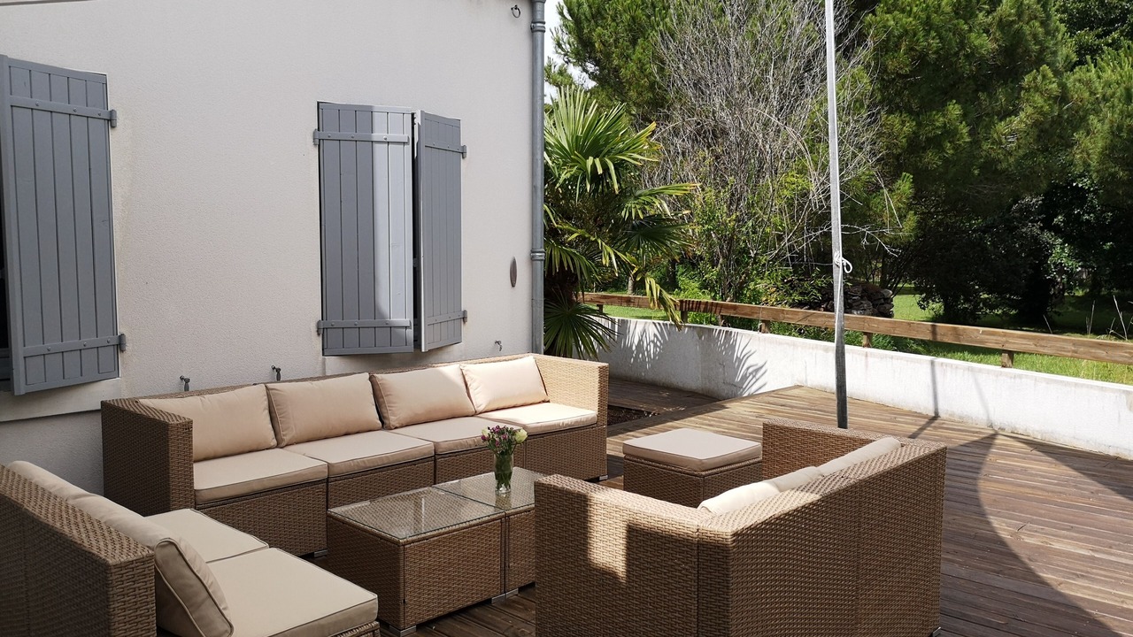 Photo of Patio Balcony in Le Grand-Village-Plage