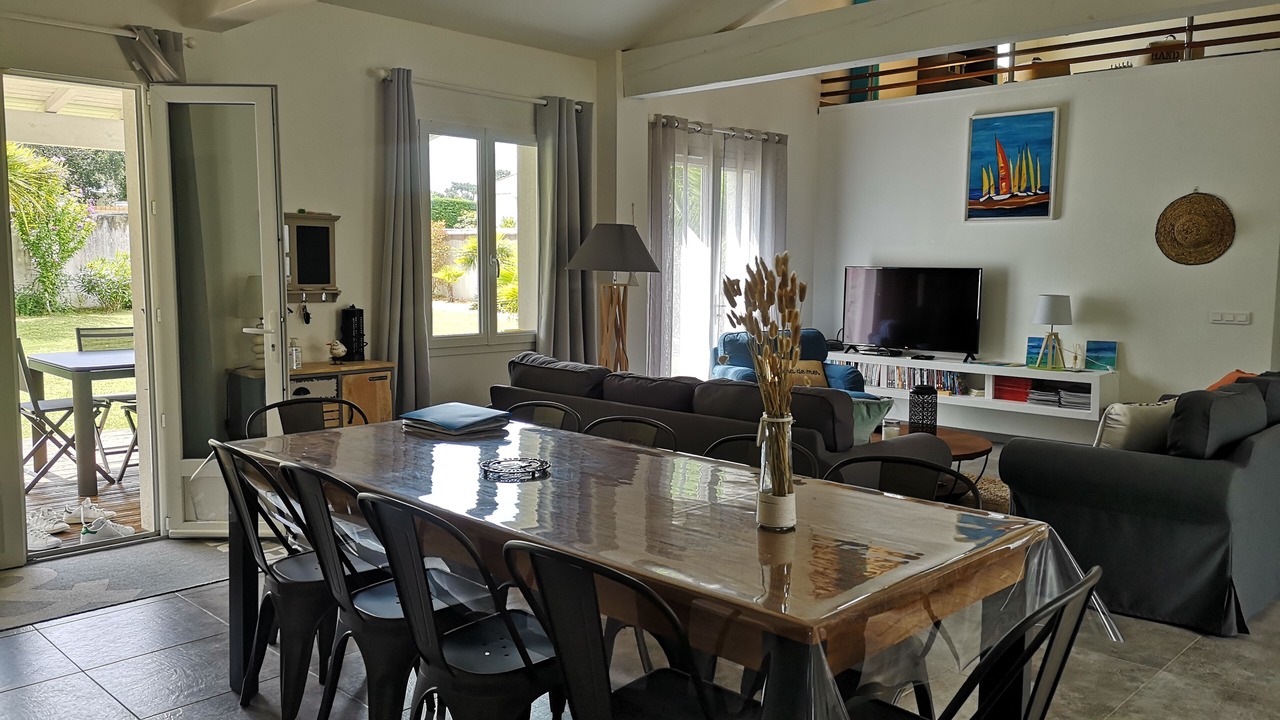 Photo of Livingroom in Le Grand-Village-Plage