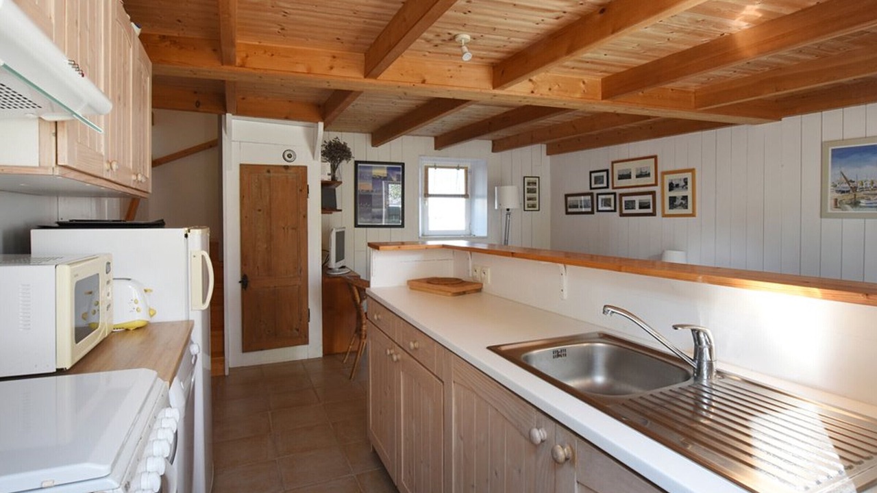 Photo of Kitchen in Saint-Clement-des-Baleines