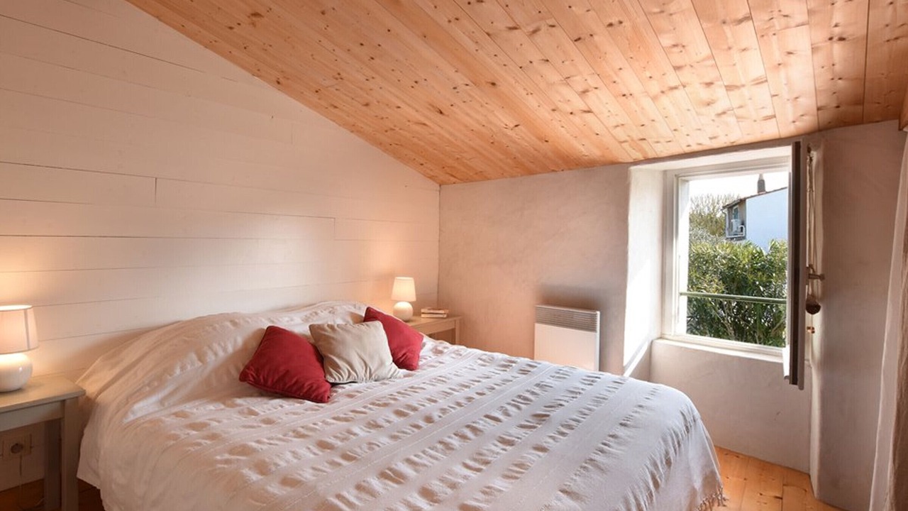 Photo of Bedroom in Saint-Clement-des-Baleines
