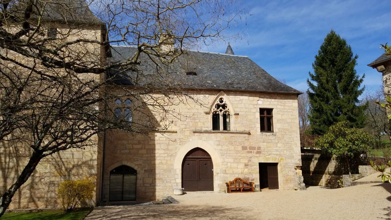 Photo of Outdoor in Ayen