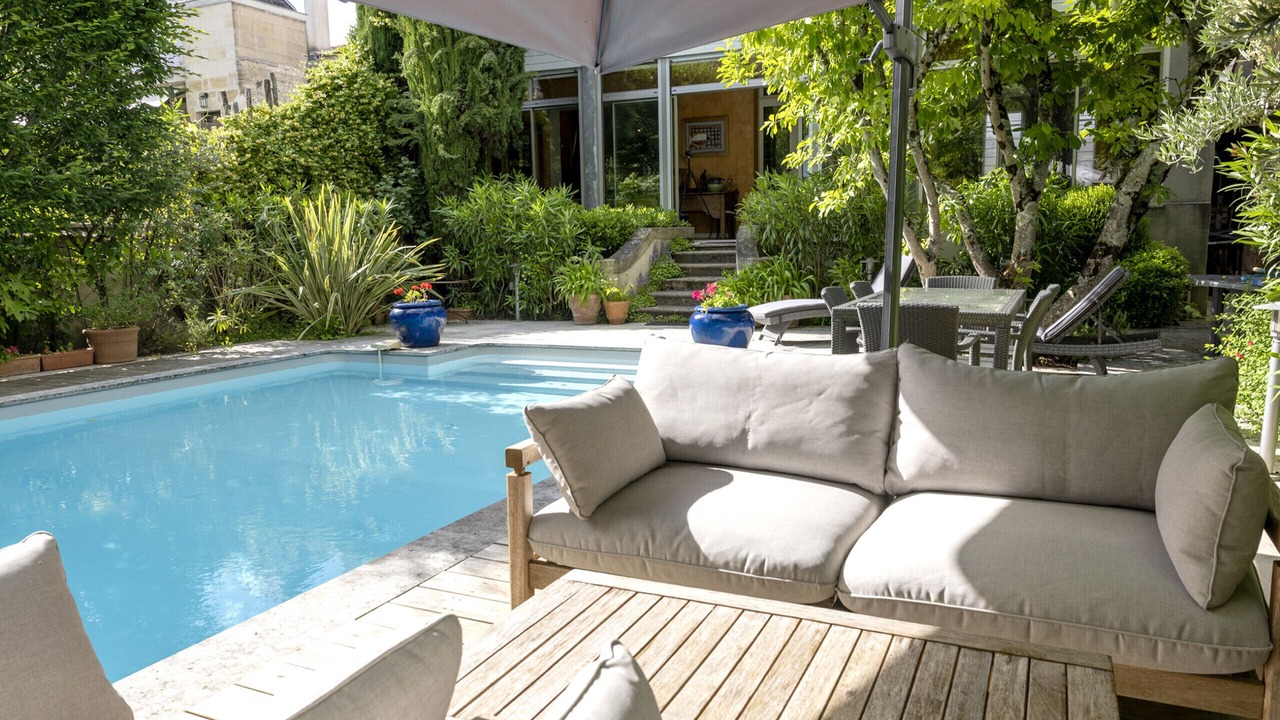 Photo of Outdoor in Saint Seurin - Fondaudege