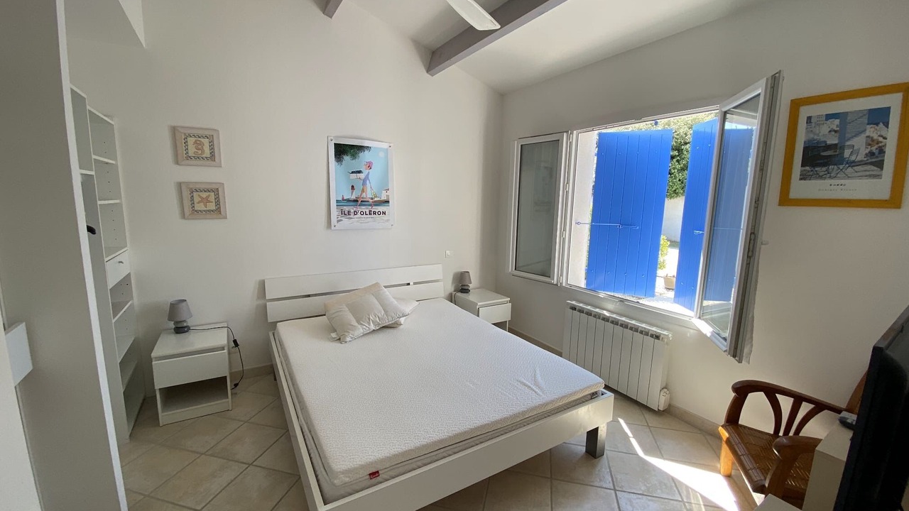 Photo of Bedroom in Domino