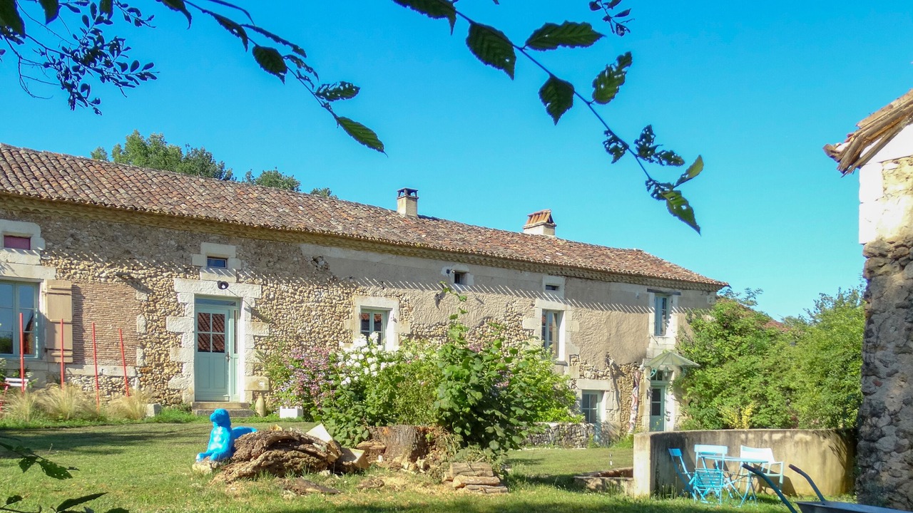 Photo of Outdoor in Bourrou