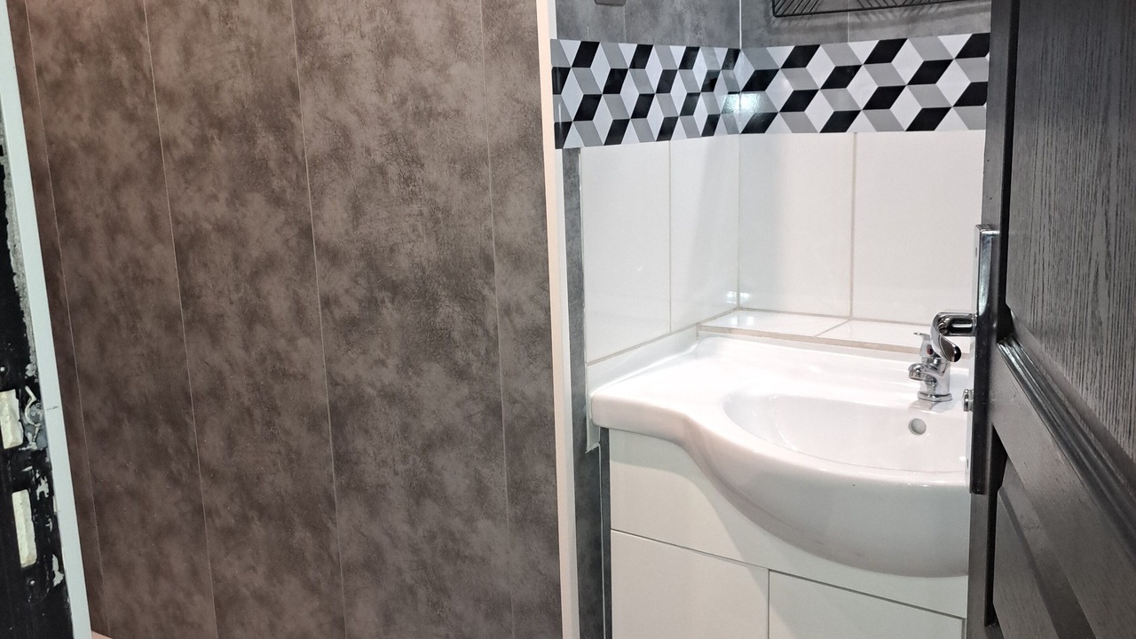 Photo of Bathroom in Jayac
