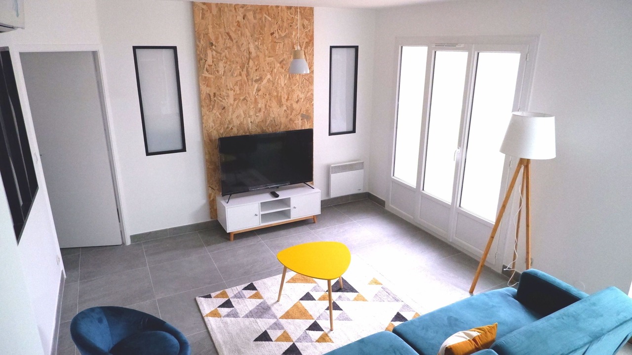 Photo of Livingroom in Saint-Seurin-De-Cursac