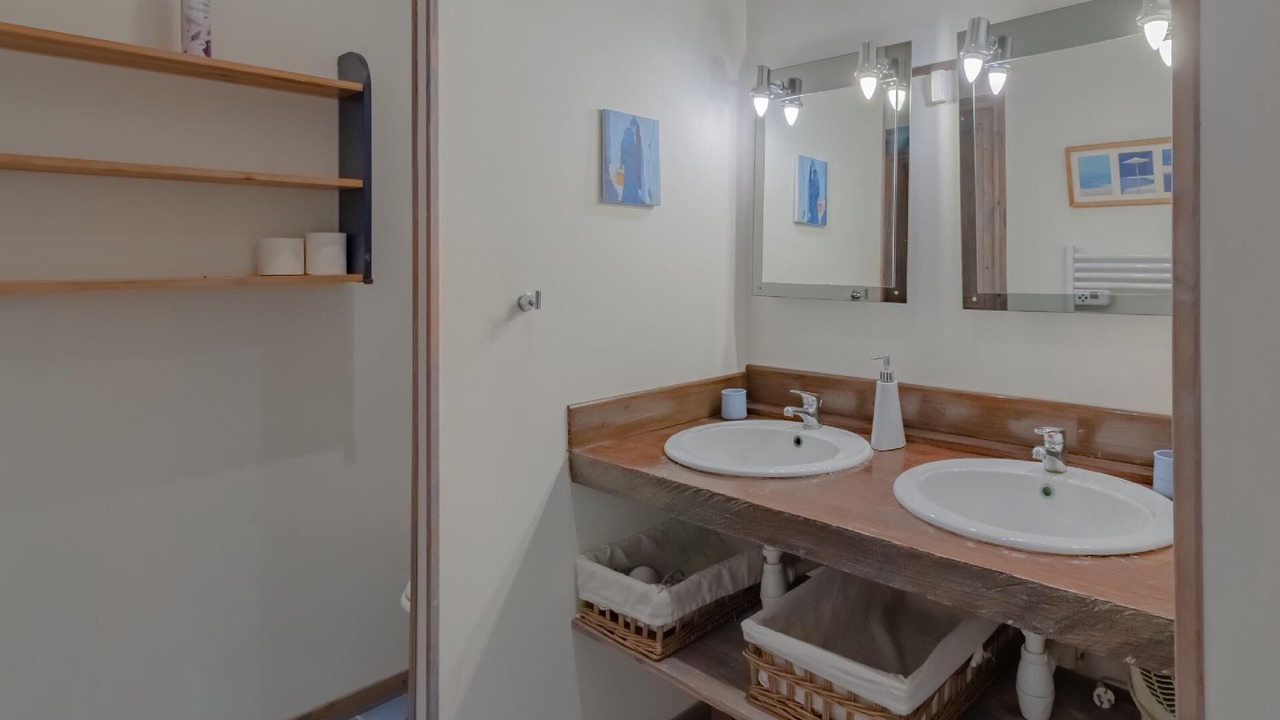 Photo of Bathroom in Sainte-Mondane