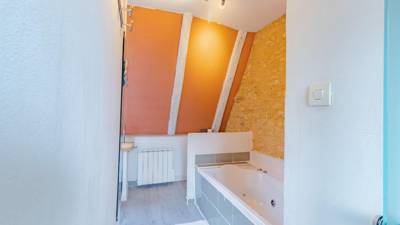 Photo of Bathroom in Sainte-Mondane