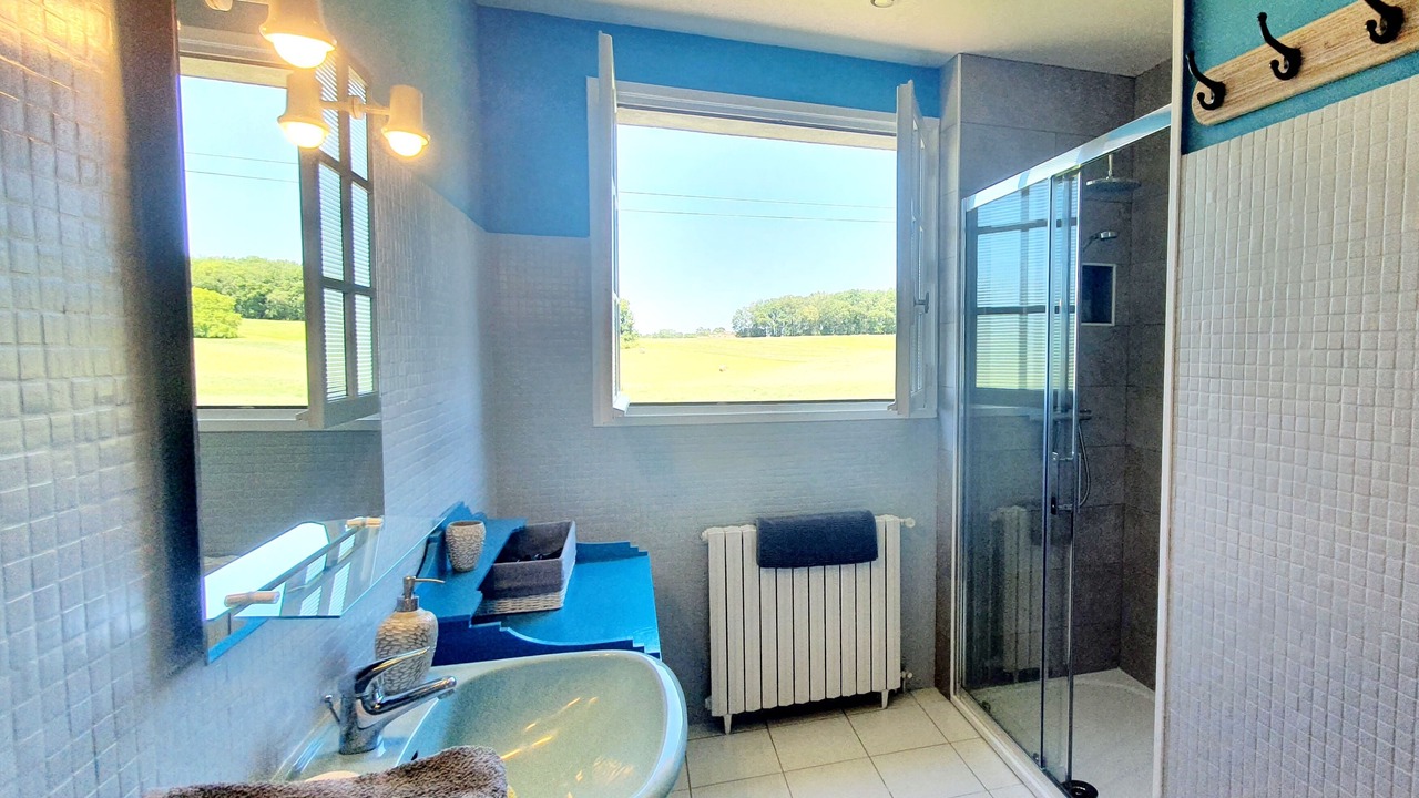 Photo of Bathroom in Mauzac-et-Grand-Castang
