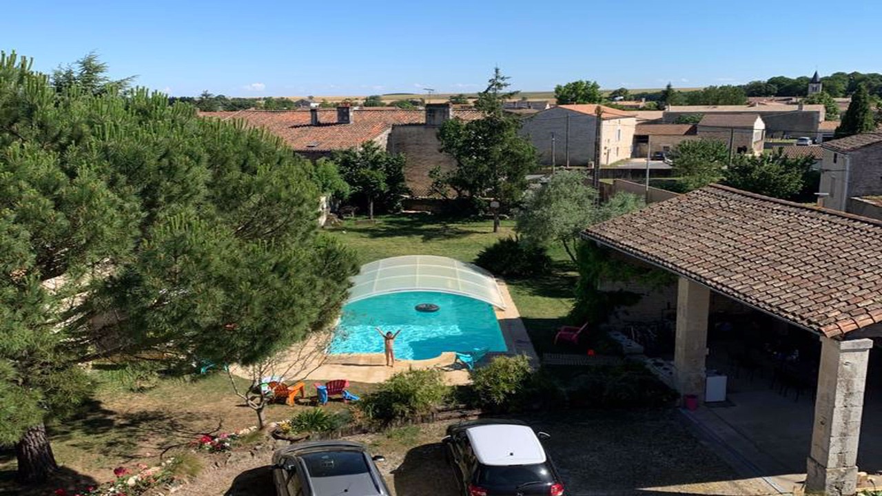 Photo of Outdoor in Villiers-en-Plaine