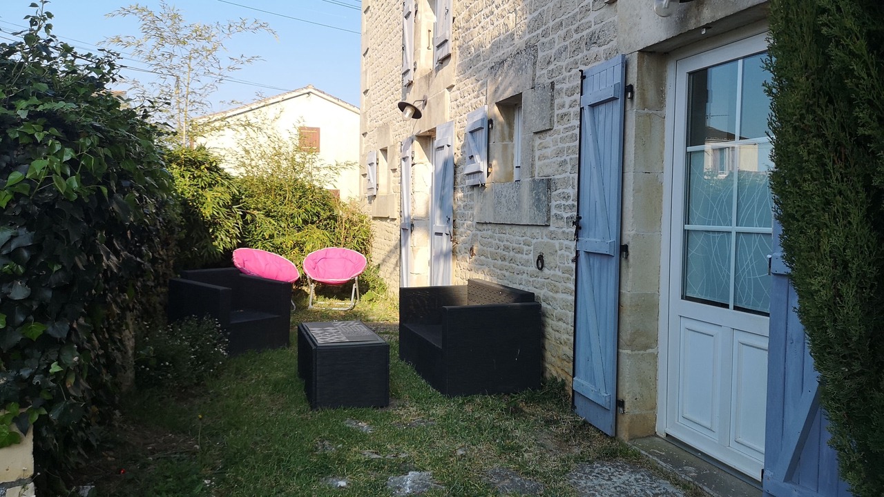 Photo of Patio Balcony in Villiers-en-Plaine