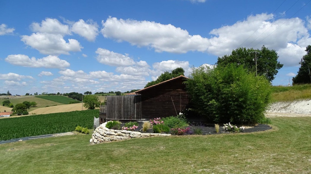 Photo of Outdoor in Montagrier