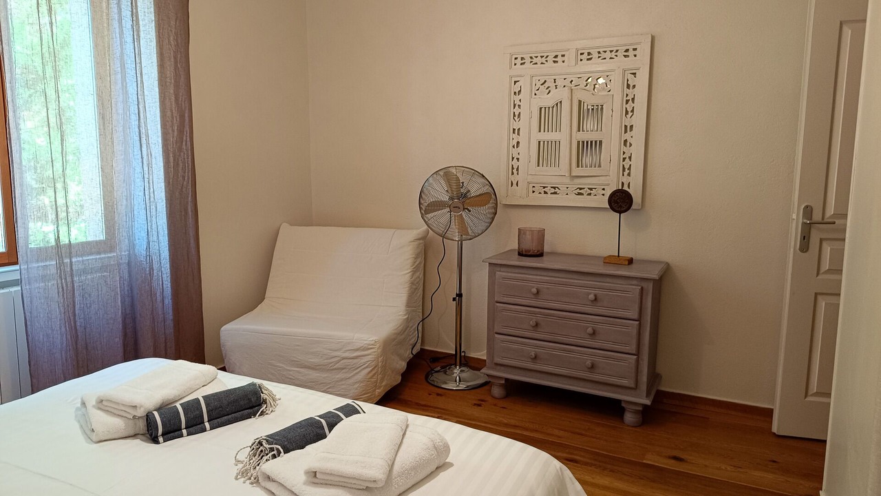 Photo of Bedroom in Marquay