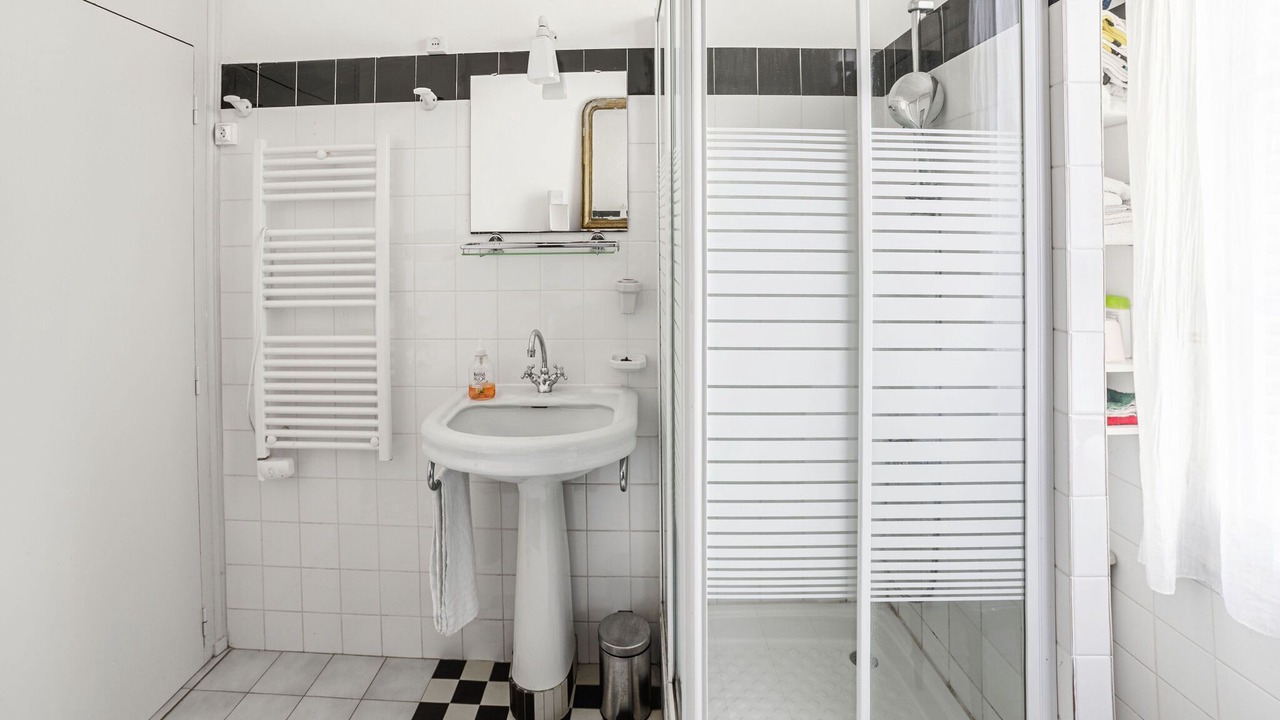 Photo of Bathroom in Jemelle