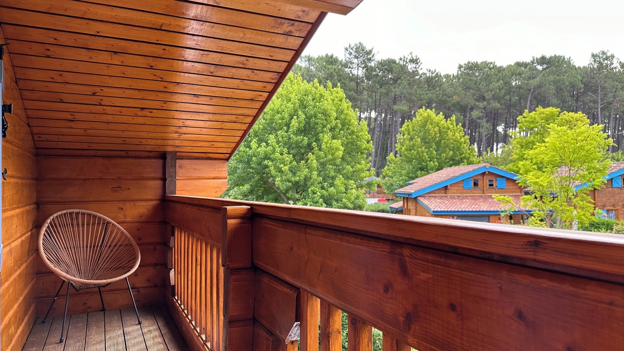 Photo of Outdoor in Bias