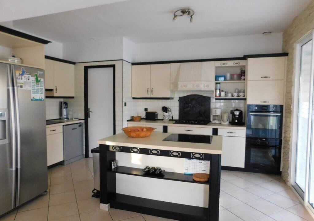 Photo of Kitchen in Port-des-Barques