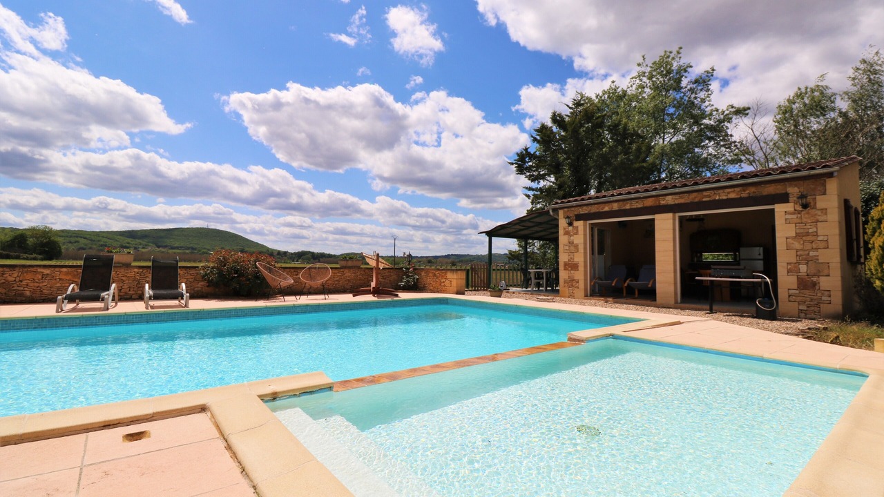 Photo of Outdoor in Castels et Bezenac