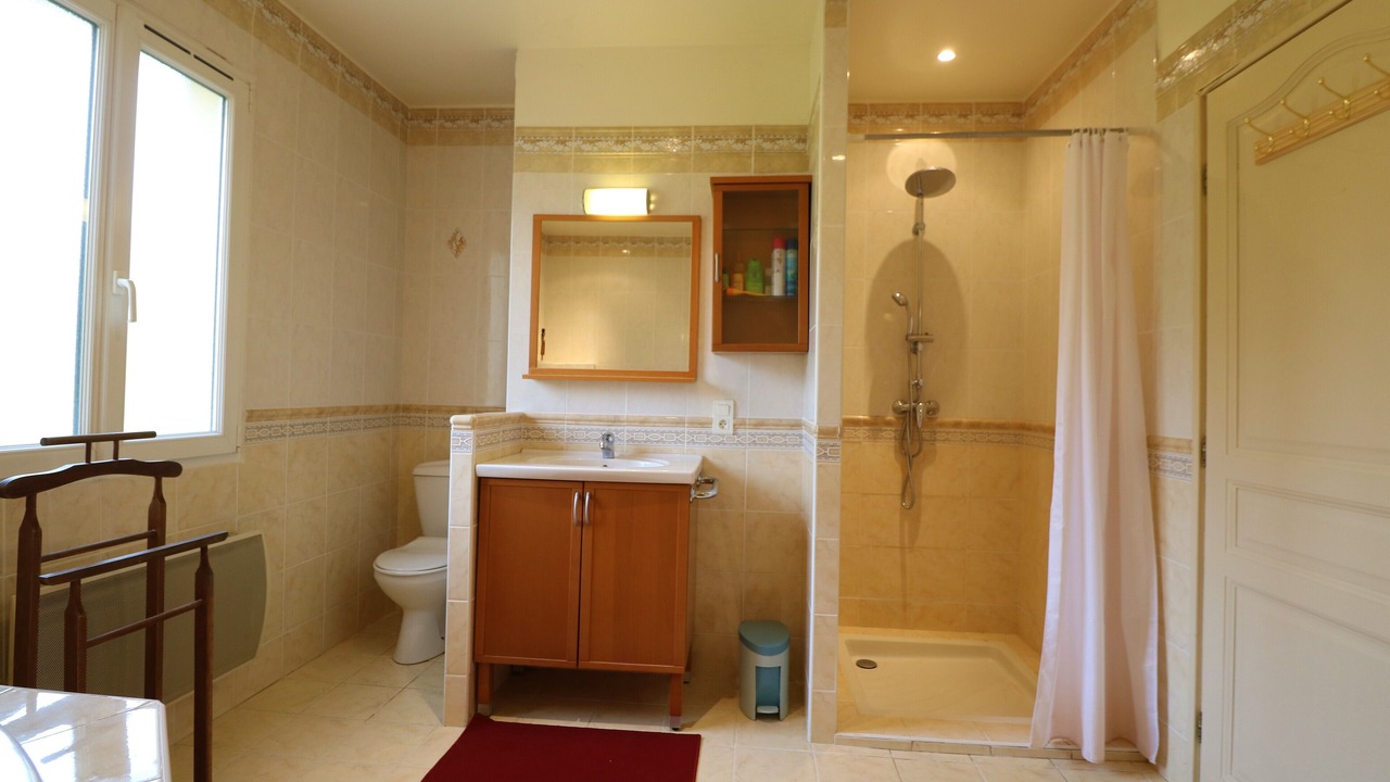 Photo of Bathroom in Castels et Bezenac