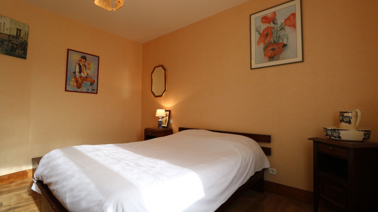 Photo of Bedroom in Castels et Bezenac
