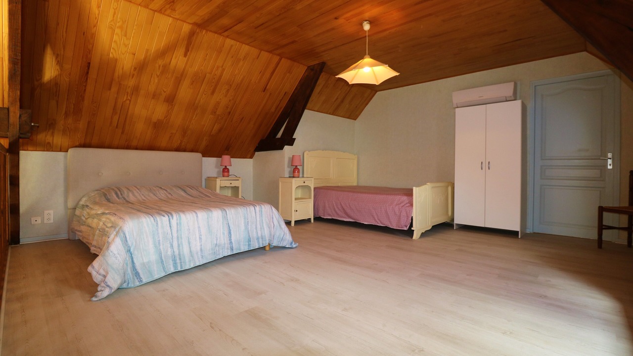 Photo of Bedroom in Castels et Bezenac