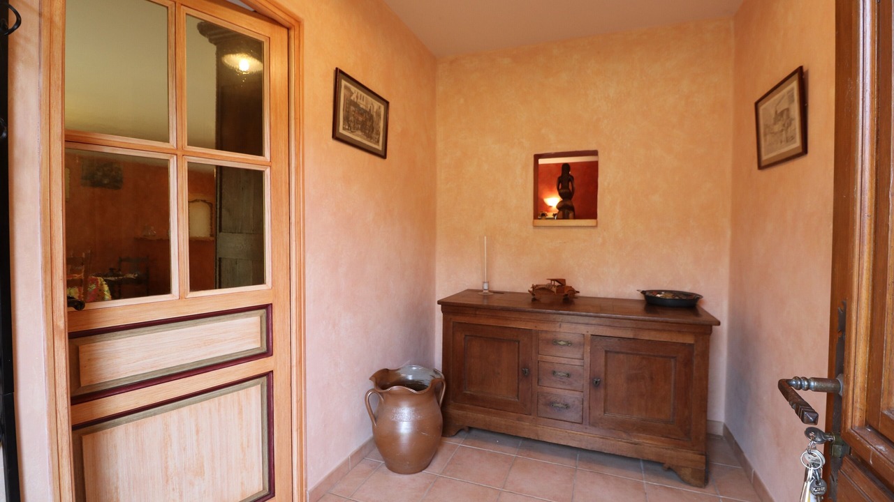 Photo of Others in Castels et Bezenac