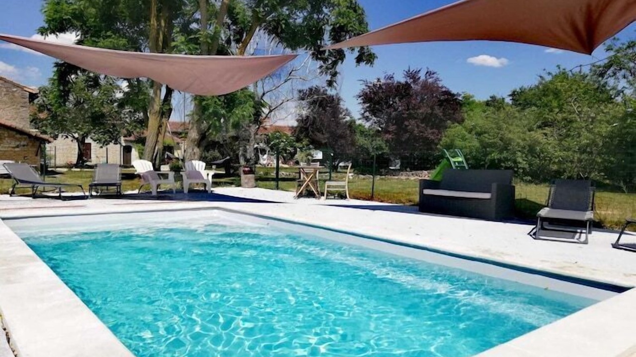Photo of Outdoor in Saint-Jean-de-Sauves